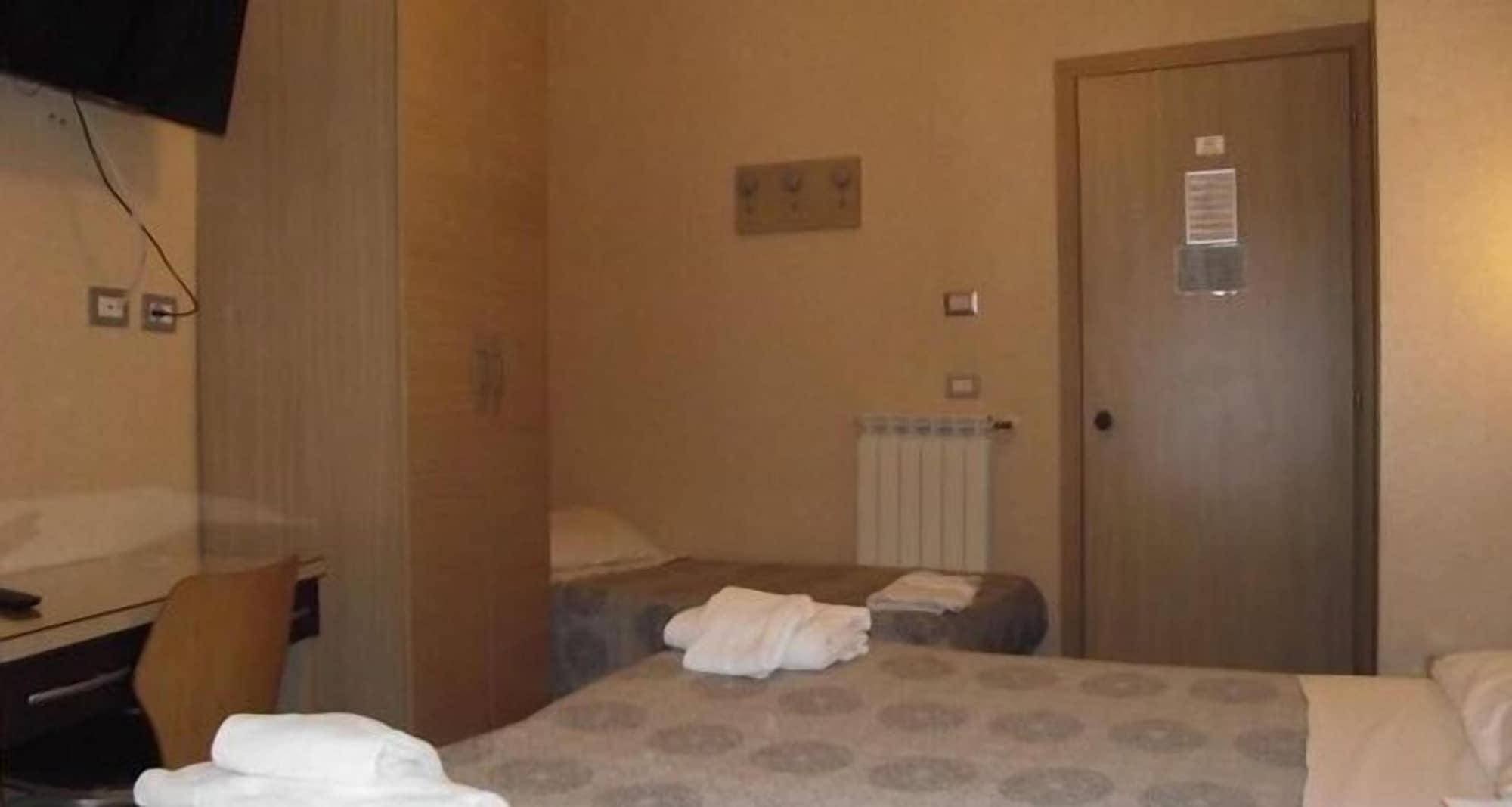 Hotel Elide Roma Esterno foto