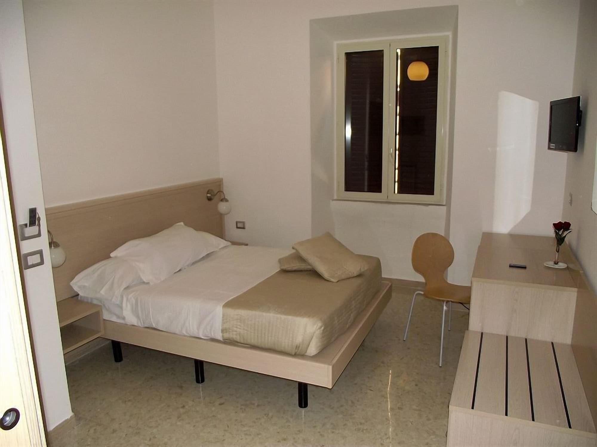 Hotel Elide Roma Esterno foto